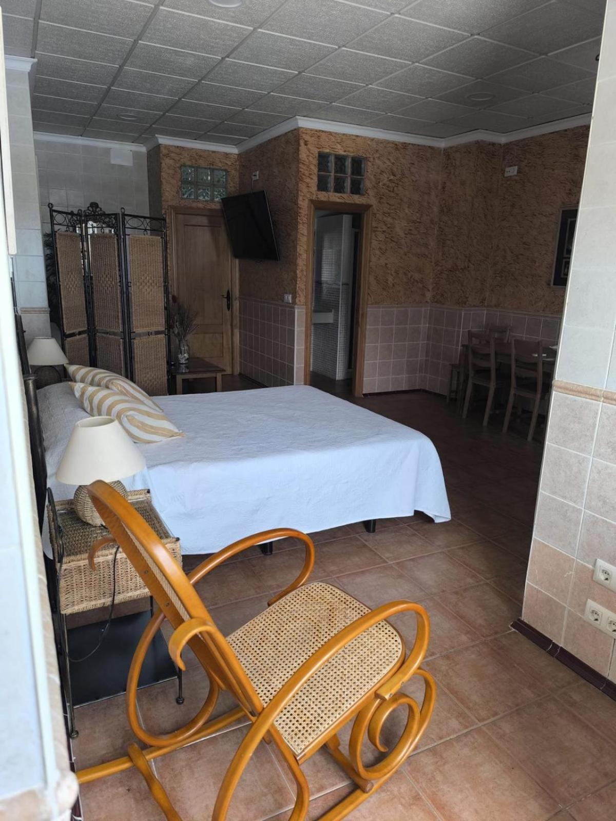 Hostal La Tarayuela Barbate Buitenkant foto